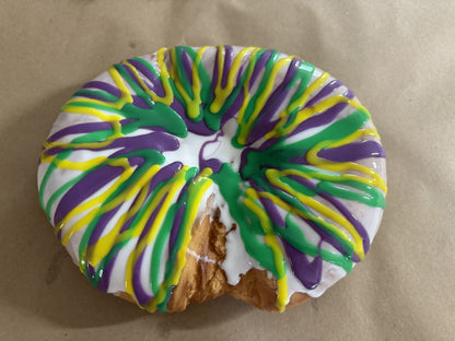 Mardi Gras King Cake, (Round or Oval Shape)